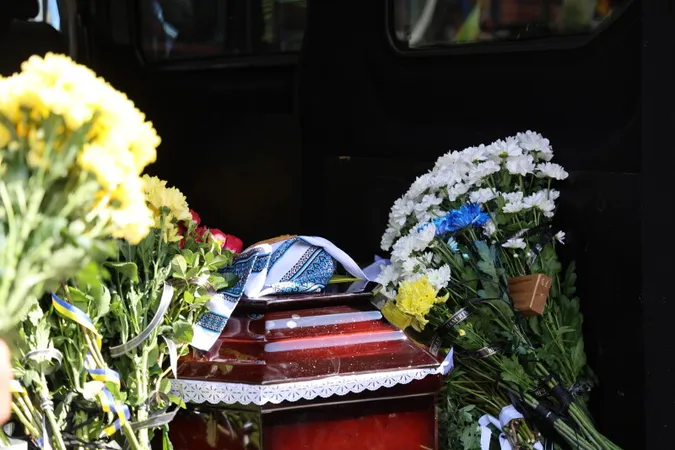 Загинув півтора року тому: у Луцьку попрощались з Героєм Богданом Щербачуком (фото)