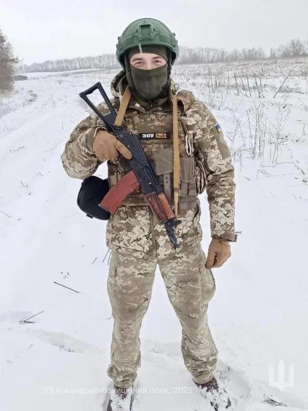 Волинський військовий три роки приховував від матері, що він на фронті (фото)