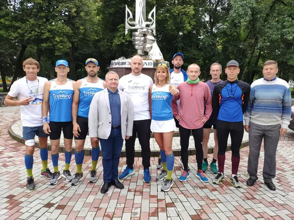 Луцьк доєднався до 500-кілометрового бігового ультрамарафону (ФОТО)