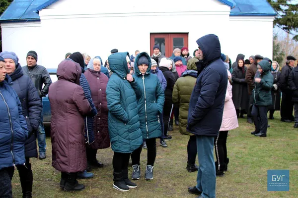 В Іваничівському районі знову «воюють» за церкву (фото)