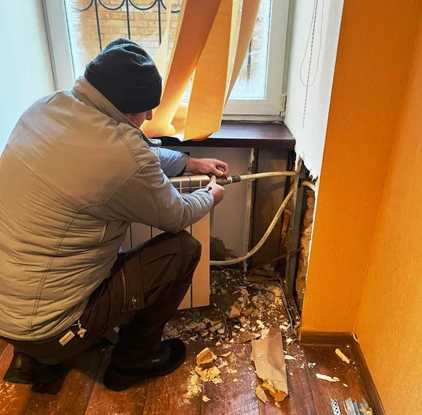 Бригада з Каменя-Каширського вирушила повертати тепло до домівок киян