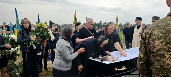 Навіки 35: на Волині попрощалися з Героєм Романом Никончуком (фото)
