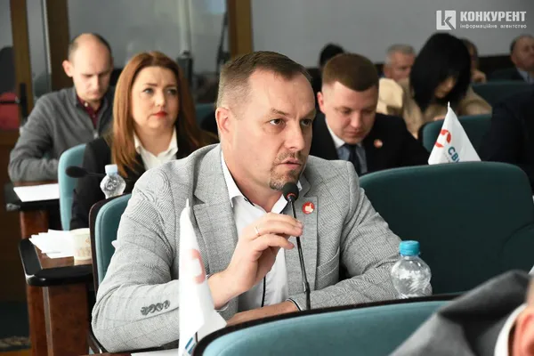Михайло Наход