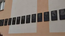 У Нововолинському ліцеї відкрили меморіальні дошки 11 загиблим воїнам-випускникам (фото)