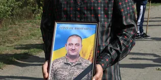 На Волині провели в останню земну дорогу захисника Миколу Собчука (фото)