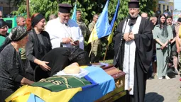 На Волині попрощалися із Захисником Віктором Миколайчуком (фото)