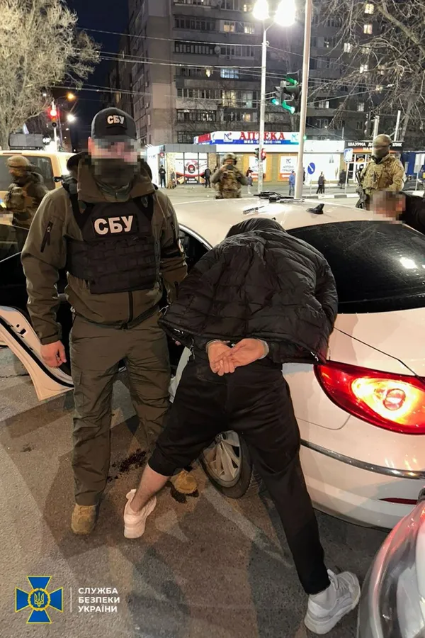 Вимагали гроші та викрадали людей: СБУ затримала злочинну організацію (фото)