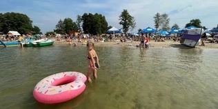 На Шацьких озерах перевірили воду після скарг на висипання: що показали аналізи
