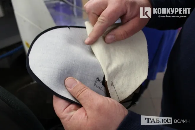 Усе взуття шиють тільки із натуральної шкіри 