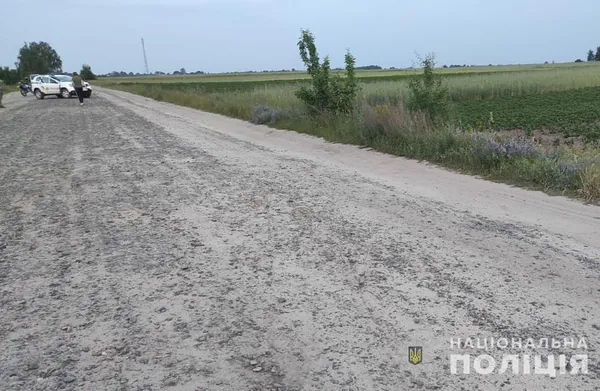 Врізався у дерево: на Волині в ДТП загинув 15-річний мотоцикліст (фото)