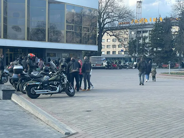 До Луцька з'їхалися понад дві сотні байкерів (фото)