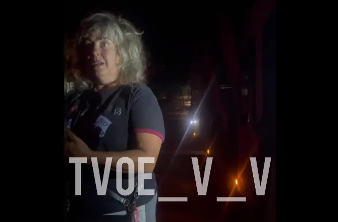 Обізвала «тупой хахолкой» і послала нах*й: харків'янка побила дівчину з Володимира через мову (відео)