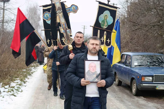 На Волині попрощалися із воїном Іваном Флісом (фото)