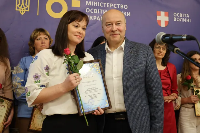 «Учитель року – 2025»: у Луцьку відзначили переможців обласного конкурсу (фото)