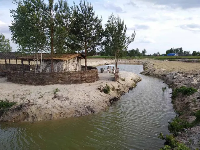 На Волині селяни облаштували зону відпочинку на місці смітника (фото)