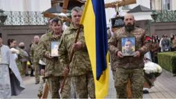 У Луцьку попрощалися з Героями Валентином Кравцем та Максимом Діковим (фото)
