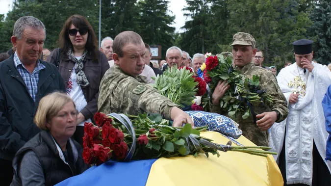 Назавжди 29: на Волині попрощалися з Героєм Анатолієм Радчуком (фото)