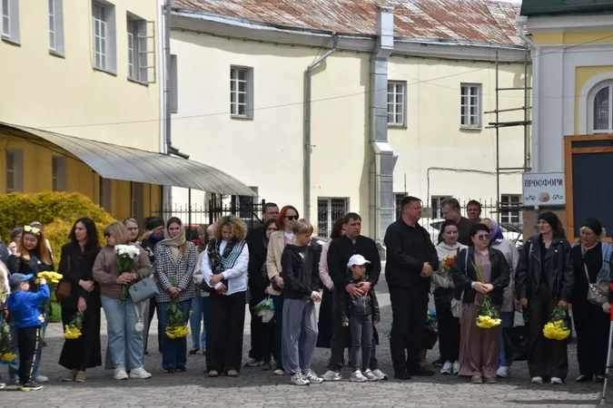 У Луцьку попрощались із Героєм Олександром Вибачем (фото)