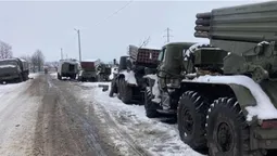 Без палива та їжі: російські окупанти покидають військову техніку (фото)