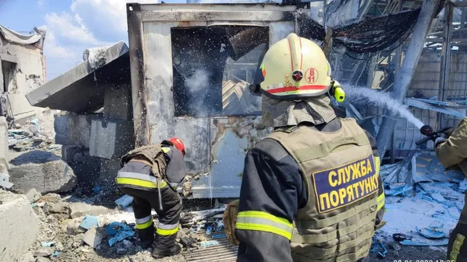 Ворог обстріляв Харків – поранено 5 людей (відео)
