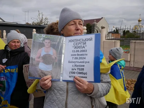 У Володимирі відбулася акція на підтримку полонених і зниклих безвісти захисників (фото)