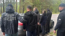16 тисяч доларів за втечу ухилянтів: на Волині викрили схему незаконного перетину кордону
