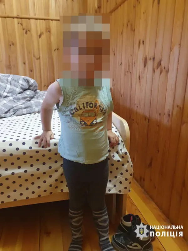 Поліція на Волині шукає матір, яка залишила трирічну дитину в готелі