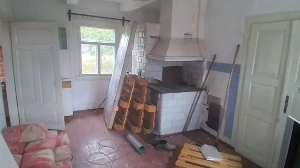Такий вигляд оселя Світлани та Петра мала перед тим, як вони туди заселилися