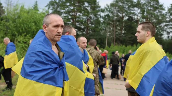 Наші вдома: Україна повернула захисників, які були у полоні ще з 2022 року