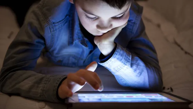В Україні планують створити online-канали довіри для дітей