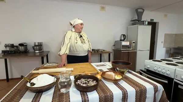 Пісна страва, що насичувала на цілий день: на Волині показали, як готують бобівники (фото, відео)