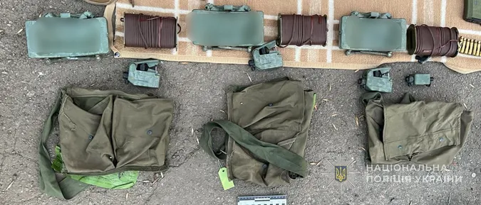 У лучанина в гаражі виявили цілий арсенал зброї та боєприпасів (фото)