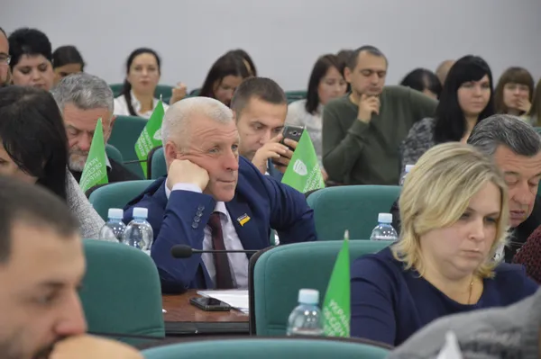 ...лихо мені з вами...
