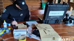 Вбив подружжя та втікав від поліції: деталі про чоловіка, який хотів застрелитись у Луцькому районі