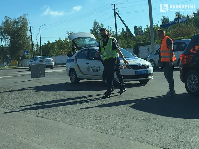У Луцьку в районі вулиць Дубнівської та Глушець – аварія (фото)