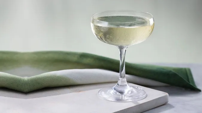 Bitter sweet symphony: що таке вермут Martini