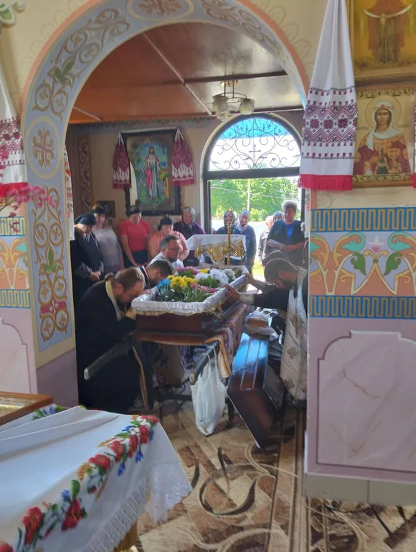 На Волині попрощалися з Героєм Миколою Максимчуком (фото)