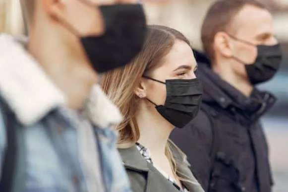 Бізнес й організації штрафуватимуть за відсутність масок