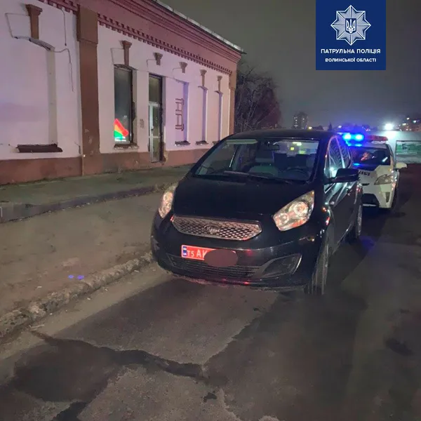 Вночі у Луцьку переслідували п'яного водія (фото, відео)