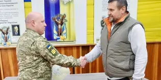 Волинянина, який воював на трьох напрямках, нагородили «Залізним хрестом» (фото)