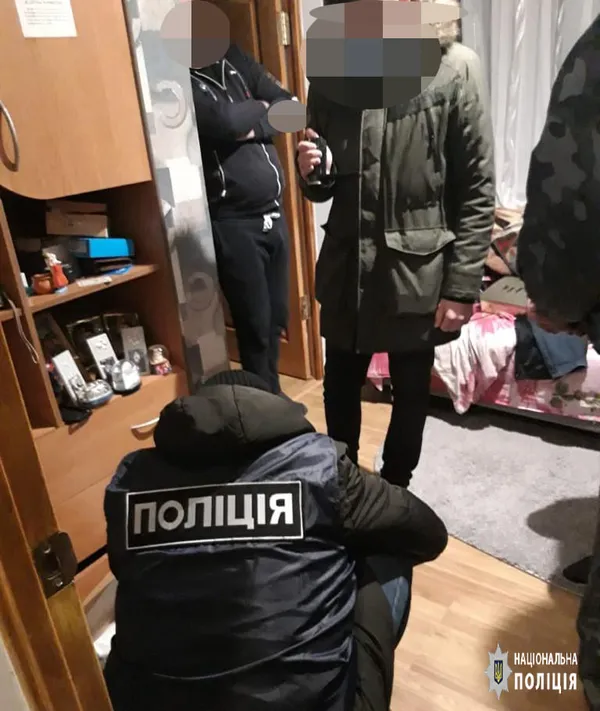 Підшуковував сільських дівчат: волинянин рік займався сутенерством (фото)