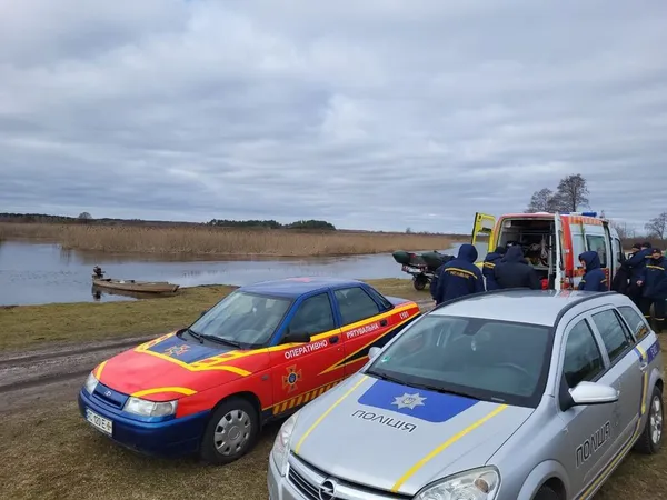 Відпочивала з друзями: на Волині третій день шукають зниклу 17-річну дівчину (фото)