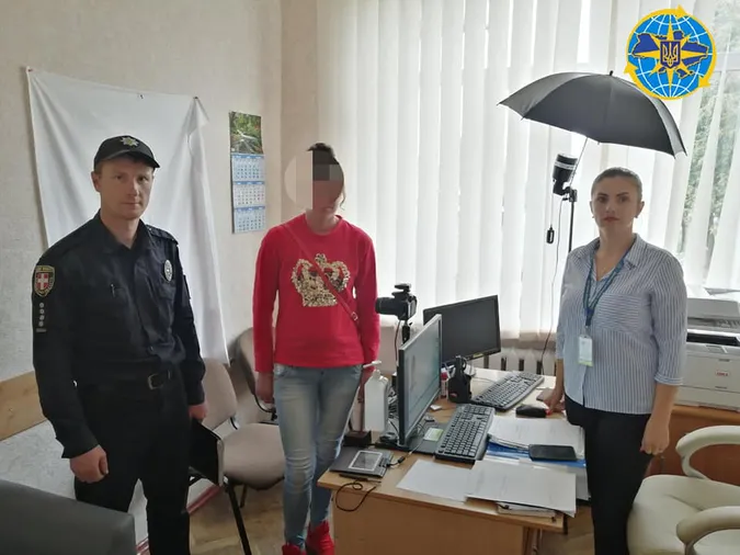 Узбеки, білоруси та азербайджанці: волинські міграційники ловлять порушників (фото)