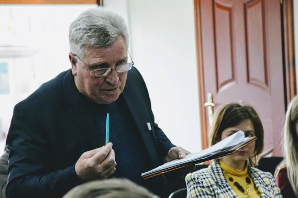 Начальник управління капітального будівництва Леонід Карабан 