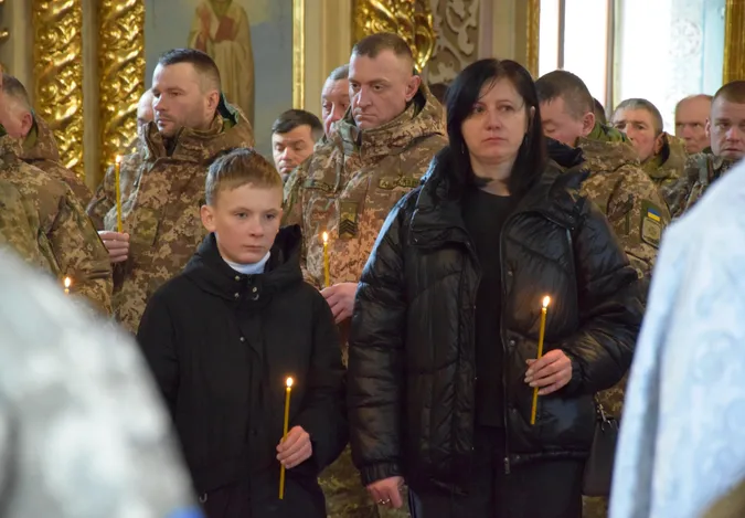 У Луцьку родинам загиблих прикордонників вручили їхні посмертні нагороди (фото)