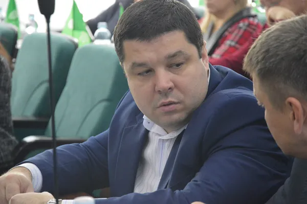 Депутати й голоси: фоторепортаж із сесії Луцькради