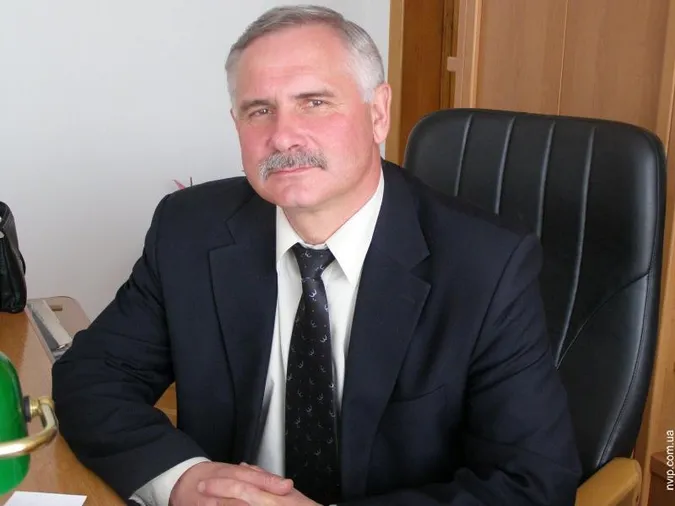 На Нововолинського мера подали до суду