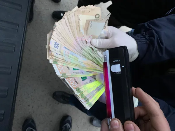 На Волині інспектор прикордонної служби погорів на хабарі (фото)