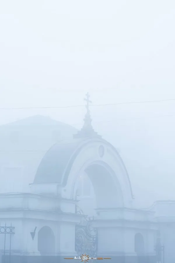 Неймовірні фото туманного Луцька