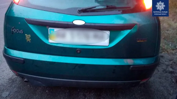 На ковельській трасі патрульні зупинили автомобіль-«двійник»